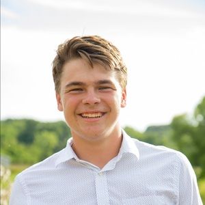 Meet your Posher, Evan